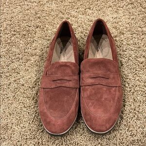 Clarks brown suede loafers